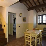 Terre Del Cantico Aparthotel 3*