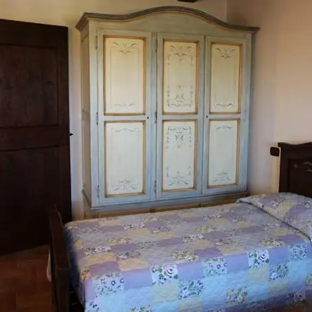 Terre Del Cantico アパートホテル スペッロ