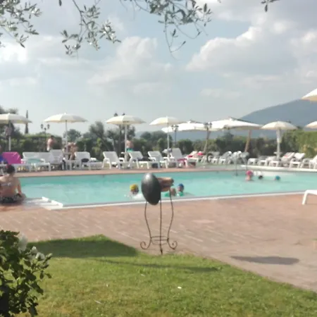 アパートホテル Terre Del Cantico 3*