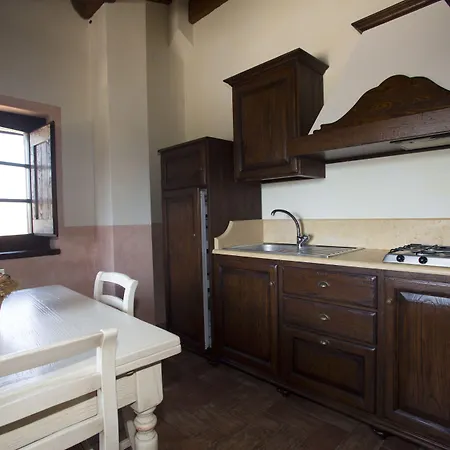 Terre Del Cantico アパートホテル 3*