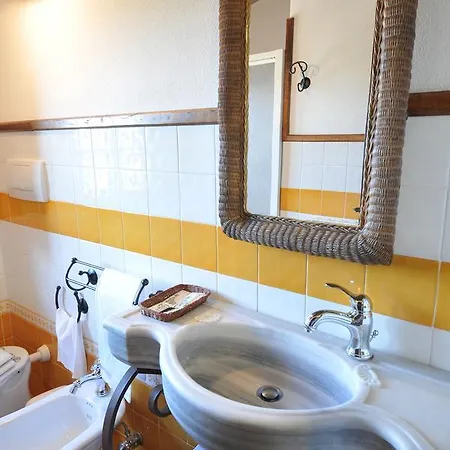 Terre Del Cantico アパートホテル 3*