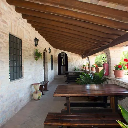 Terre Del Cantico アパートホテル